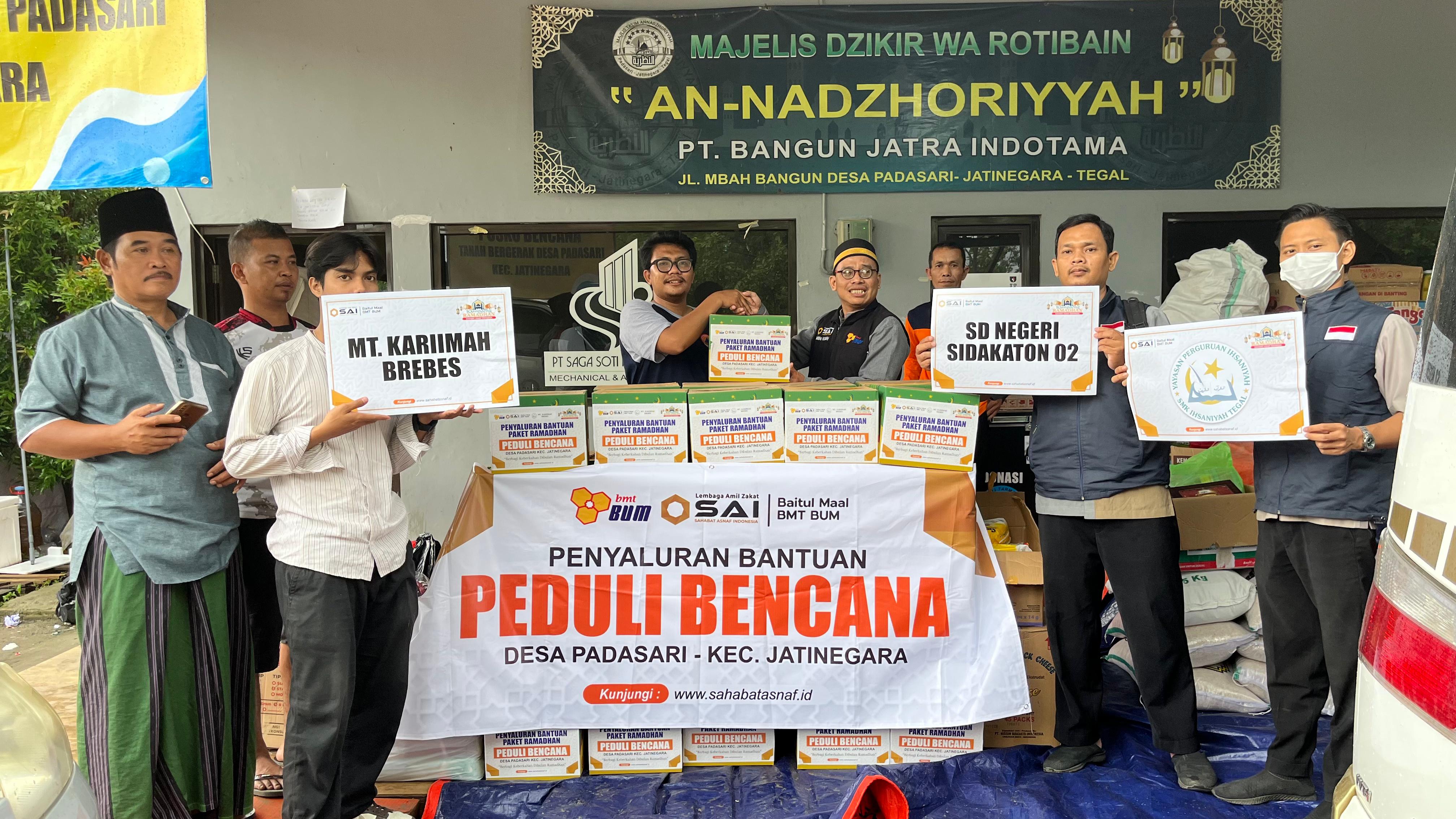 Ringankan Beban Korban Bencana, LAZ Sahabat Asnaf Indonesia Salurkan Paket Berkah Lebaran